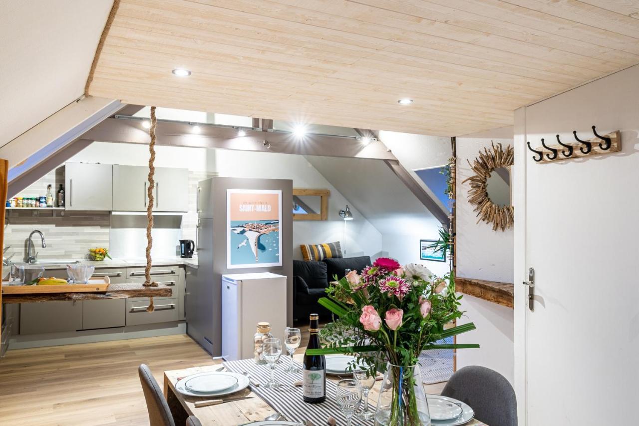 Le Petit Melorien Apartment Saint-Meloir-des-Ondes Luaran gambar
